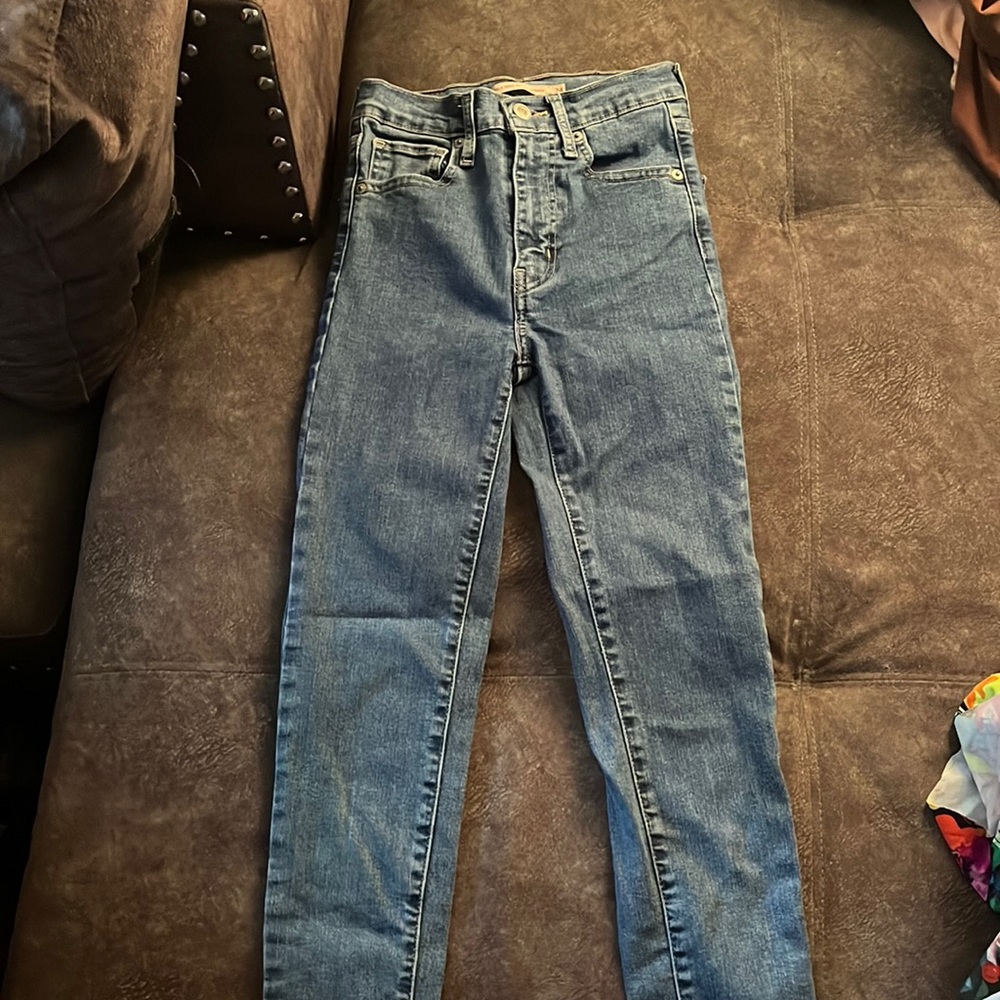 Brand new mile high super skinny Levi’s jeans size 24